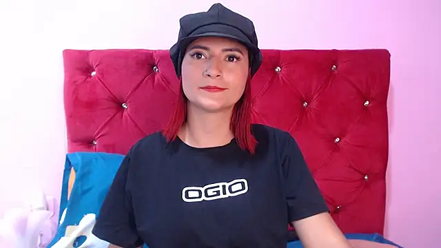 Evasummer1 online show from October 2, 4:39 am