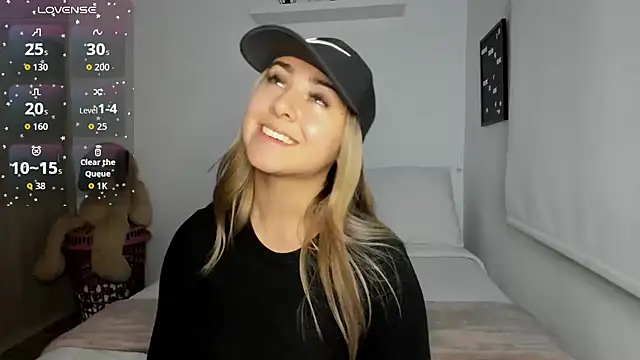 Snapshot of sophi_mooreno chatting on September 30, 3:12 am sophi mooreno online show from September 30, 3:12 am