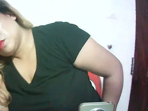 Snapshot of wet_babexxx chatting on September 10, 9:37 pm wet babexxx online show from September 10, 9:37 pm