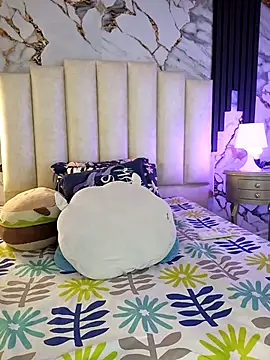 mollieblue69 online show from February 15, 1:21 pm