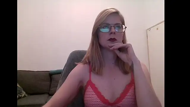 SavannaGirly online show from September 15, 2:47 pm