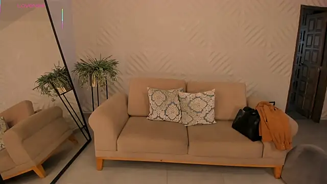 KateSunder online show from June 2, 12:28 pm