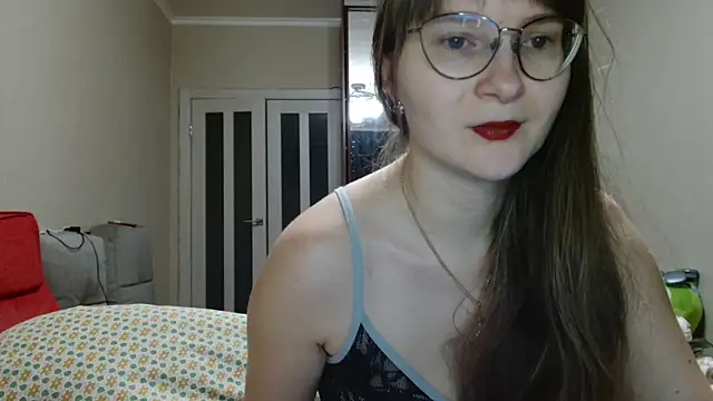 KiraGoldens online show from December 4, 11:56 am