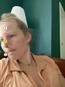 Girlnina-1995 online show from June 22, 7:16 am