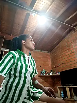 Snapshot of Bigassmommy_x chatting on October 18, 4:10 pm Bigassmommy x online show from October 18, 4:10 pm