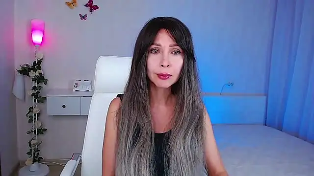 wendifoste online show from October 7, 5:17 pm