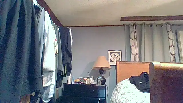 Snapshot of eatmeplease44 chatting on October 12, 8:22 pm eatmeplease44 online show from October 12, 8:22 pm