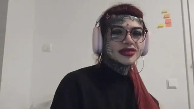 tamarapervert online show from November 14, 9:15 pm