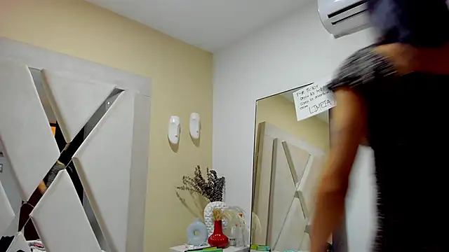 malejabenzz online show from September 19, 7:46 pm