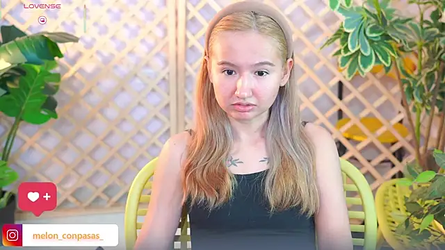 Snapshot of Pinkie_Princes chatting on October 20, 5:10 am Pinkie Princes online show from October 20, 5:10 am