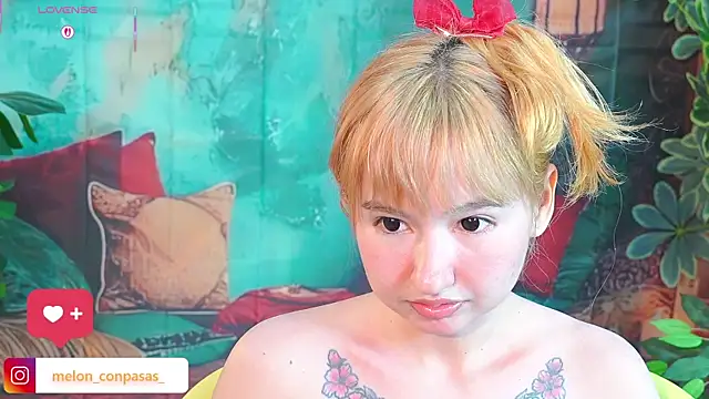 Snapshot of Pinkie_Princes chatting on November 1, 9:41 pm Pinkie Princes online show from November 1, 9:41 pm