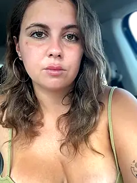 Snapshot of Samantha_official chatting on September 23, 8:23 am Samantha official online show from September 23, 8:23 am