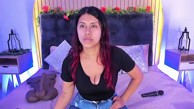 Snapshot of Karlagonzales_ chatting on October 22, 10:09 am Karlagonzales online show from October 22, 10:09 am