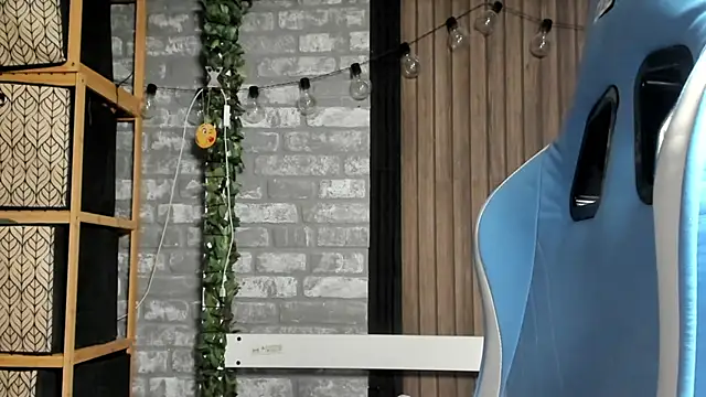 Snapshot of karo123421 chatting on September 18, 8:51 pm karo123421 online show from September 18, 8:51 pm