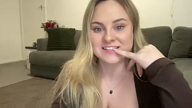 bigboobybabyxh online show from July 6, 2:44 pm