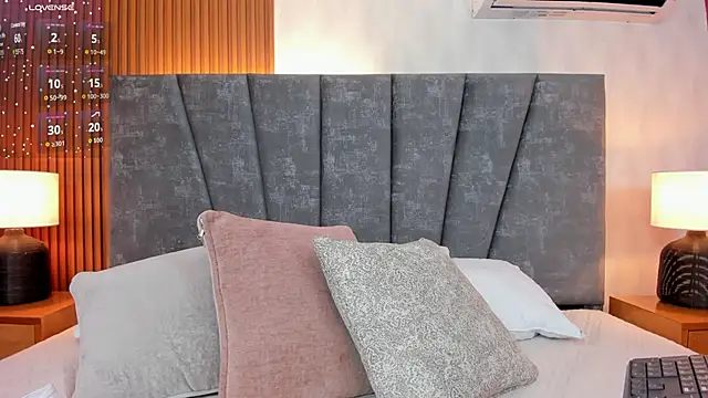 Snapshot of Falak_sweett_ chatting on September 26, 12:58 pm Falak sweett online show from September 26, 12:58 pm