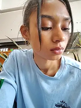 Sarakux online show from October 10, 8:03 pm