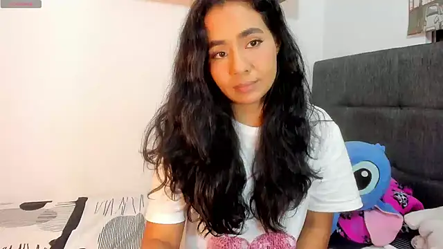 Snapshot of valeryvegas_2 chatting on October 21, 2:15 am valeryvegas 2 online show from October 21, 2:15 am