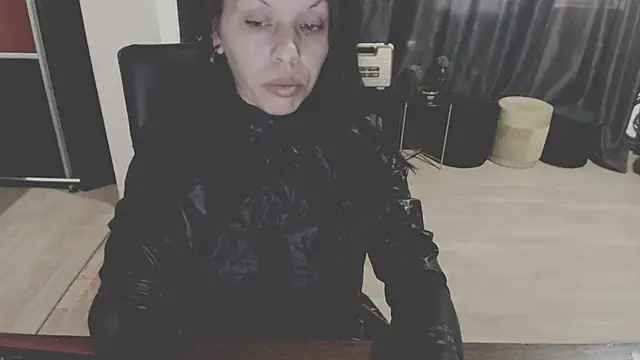 GoldenSasha online show from September 27, 2:02 pm