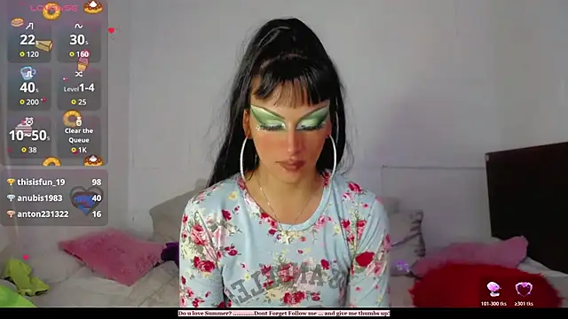 Snapshot of Summer_XO chatting on October 20, 12:57 am Summer XO online show from October 20, 12:57 am