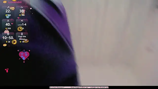 Snapshot of Summer_XO chatting on October 21, 1:53 am Summer XO online show from October 21, 1:53 am