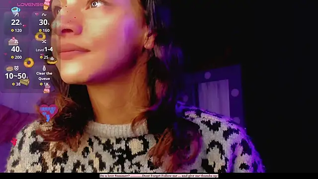 Snapshot of Summer_XO chatting on September 15, 12:52 am Summer XO online show from September 15, 12:52 am