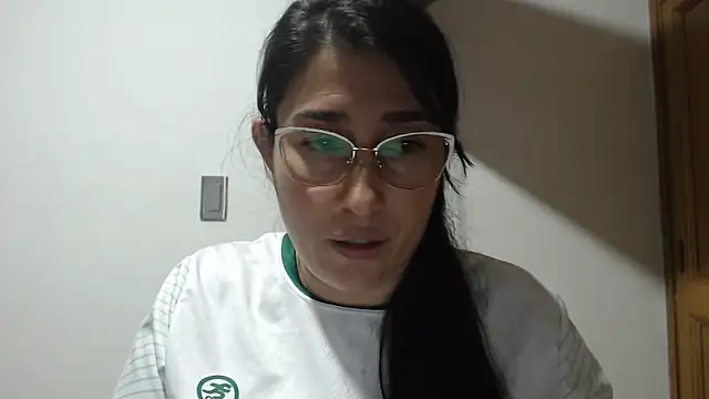 andreaisis2 online show from April 15, 11:16 pm