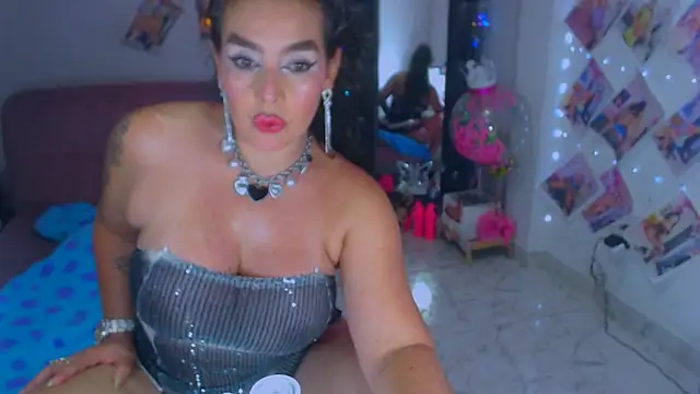 Snapshot of sweet_vanessa_22 chatting on September 19, 9:47 pm sweet vanessa 22 online show from September 19, 9:47 pm