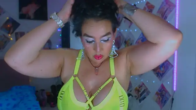 Snapshot of sweet_vanessa_22 chatting on September 14, 3:37 am sweet vanessa 22 online show from September 14, 3:37 am