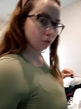 DienkaGreen online show from November 9, 12:05 am