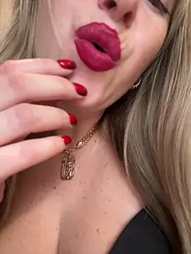 Kittenforyou online show from March 4, 1:28 pm