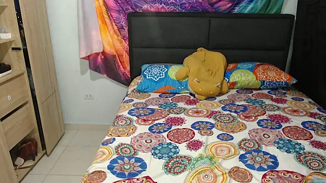 Snapshot of Alexxx_andr4 chatting on September 18, 1:26 am Alexxx andr4 online show from September 18, 1:26 am