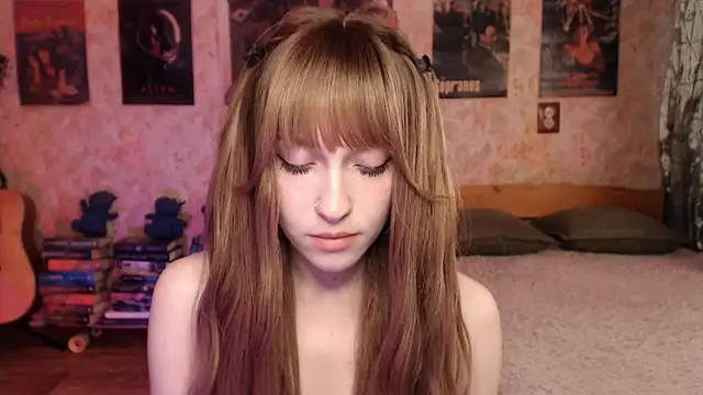 Friendly Ellie online show from May 30, 12:19 am