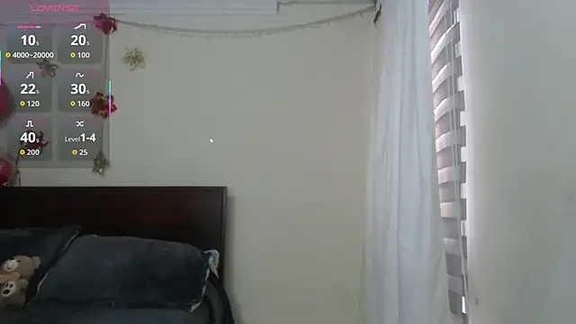 Snapshot of ISABEEL_SOFIA01 chatting on October 8, 8:46 pm ISABEEL SOFIA01 online show from October 8, 8:46 pm