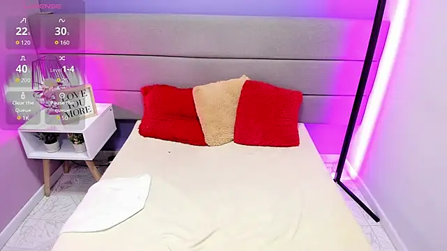 Snapshot of Ashleyyrobert chatting on October 15, 8:11 pm Ashleyyrobert online show from October 15, 8:11 pm