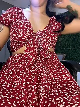 Amandanauty online show from October 8, 8:07 am