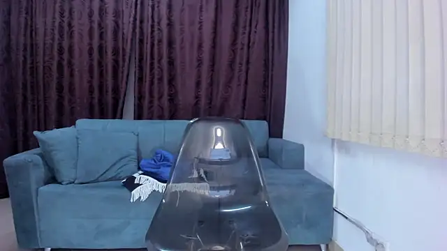 Snapshot of cintiagreyx chatting on October 27, 12:55 pm cintiagreyx online show from October 27, 12:55 pm