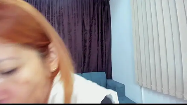 Snapshot of cintiagreyx chatting on October 7, 11:25 am cintiagreyx online show from October 7, 11:25 am