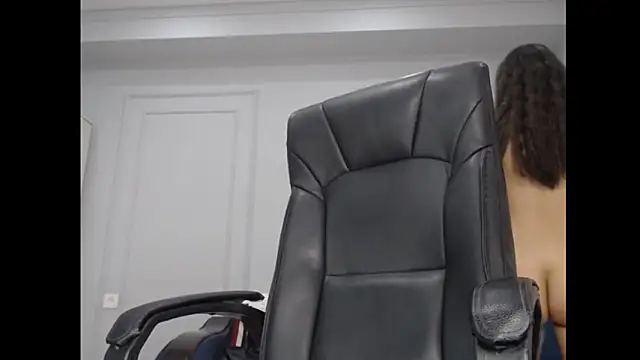 LillieSoonKim online show from November 2, 5:00 am