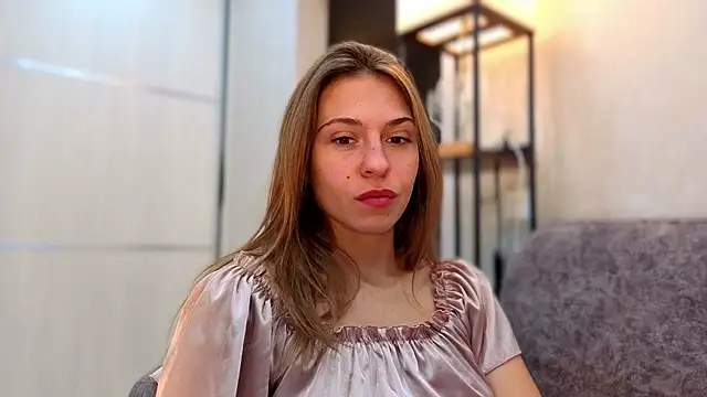 Snapshot of LovelyKatea chatting on October 5, 5:29 pm LovelyKatea online show from October 5, 5:29 pm