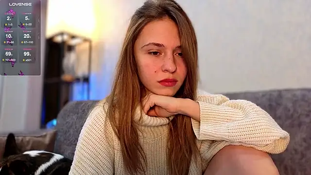 Snapshot of LovelyKatea chatting on October 7, 2:21 pm LovelyKatea online show from October 7, 2:21 pm