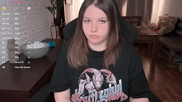 XNirvanaX online show from April 6, 5:19 am