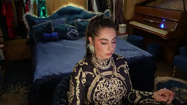 Snapshot of VanessaDoyle chatting on September 30, 12:16 am VanessaDoyle online show from September 30, 12:16 am