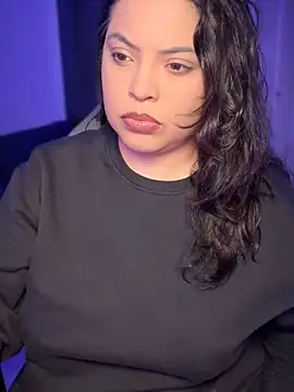 Snapshot of drizzypeach602 chatting on October 12, 3:53 am drizzypeach602 online show from October 12, 3:53 am