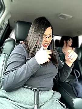 Snapshot of drizzypeach602 chatting on October 25, 9:54 pm drizzypeach602 online show from October 25, 9:54 pm