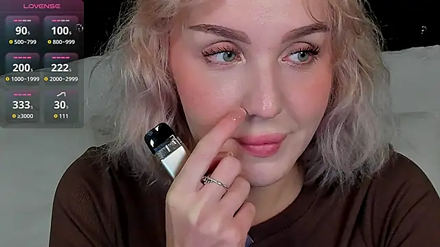 Snapshot of LianaFord chatting on October 8, 11:09 pm LianaFord online show from October 8, 11:09 pm