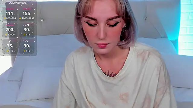 Snapshot of LianaFord chatting on September 20, 8:18 pm LianaFord online show from September 20, 8:18 pm