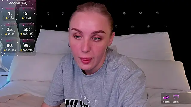 Snapshot of LianaFord chatting on September 19, 7:46 pm LianaFord online show from September 19, 7:46 pm