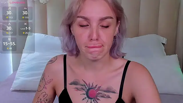 Snapshot of LianaFord chatting on October 2, 9:20 pm LianaFord online show from October 2, 9:20 pm