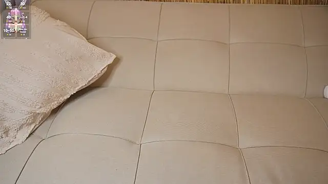 bunnycuteshy online show from April 8, 12:40 pm